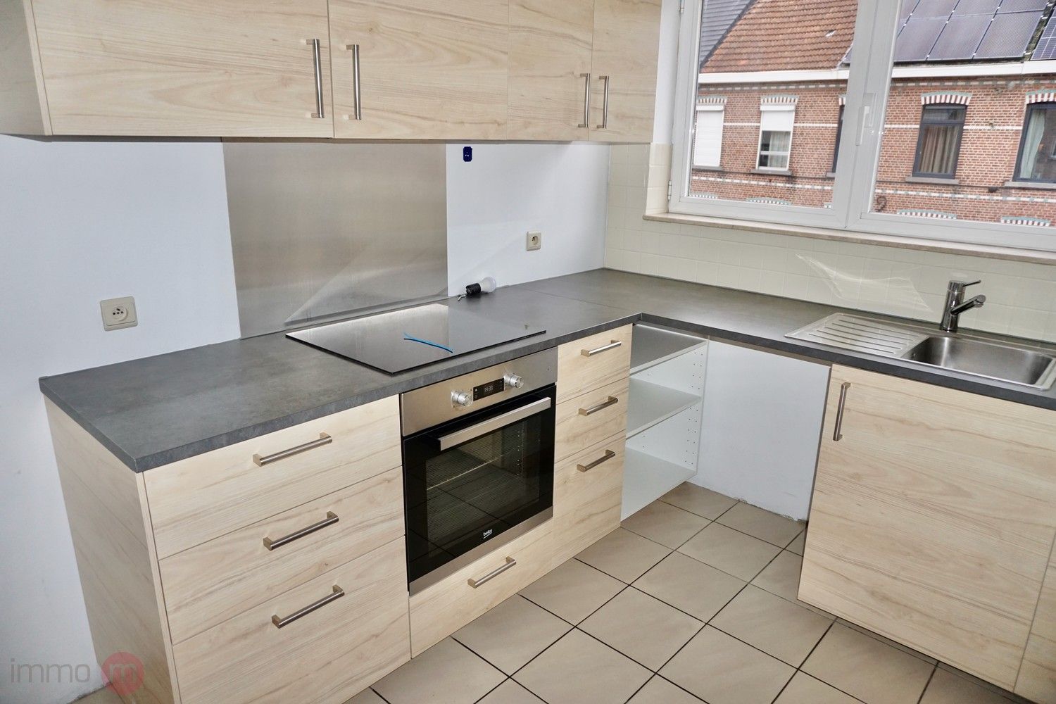 Goed gelegen appartement met 2 slaapkamers, terras en autostaanplaats foto 12