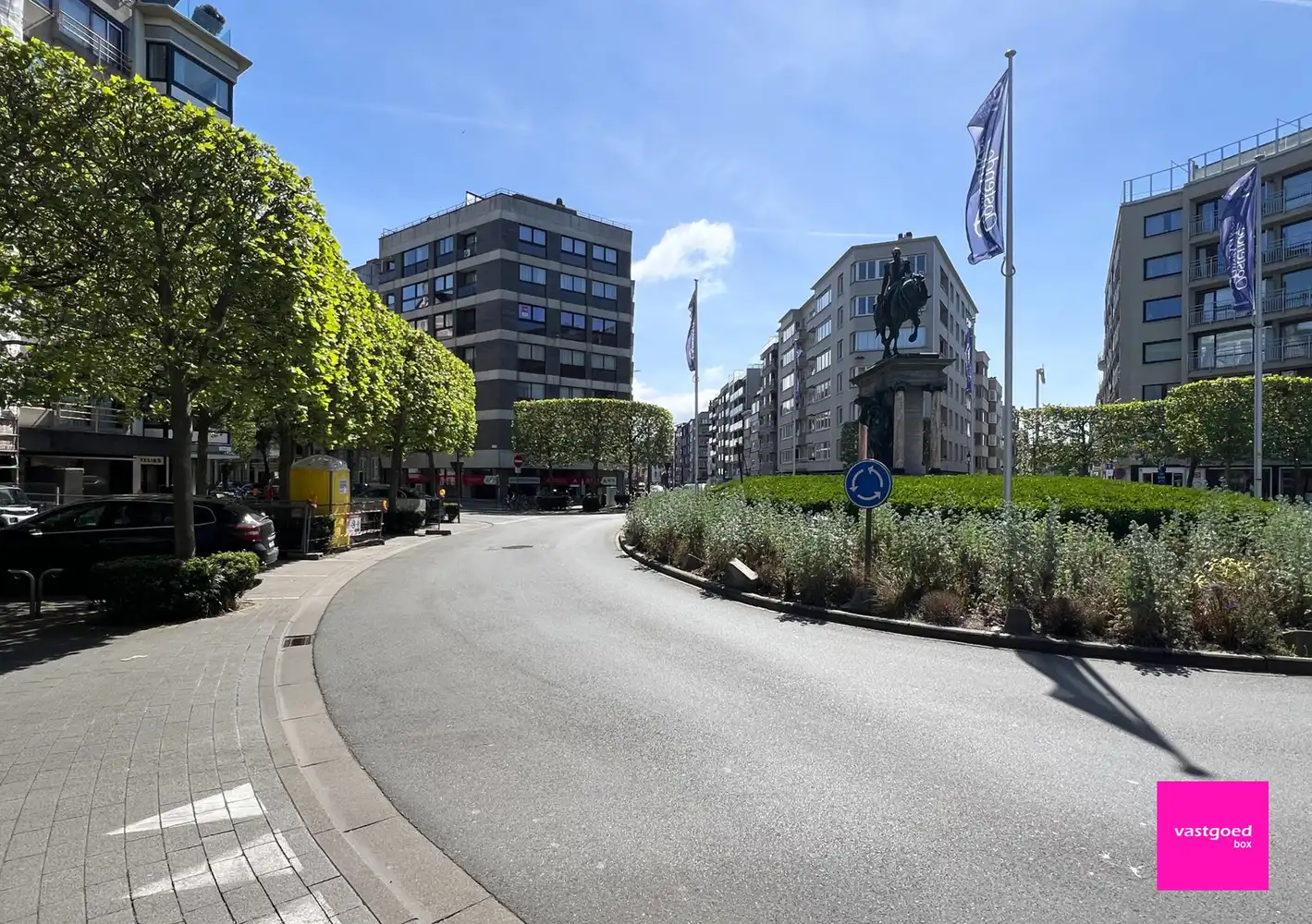 Lichtrijk hoekappartement met 2 slaapkamers en terras, hart van Oostende foto 18