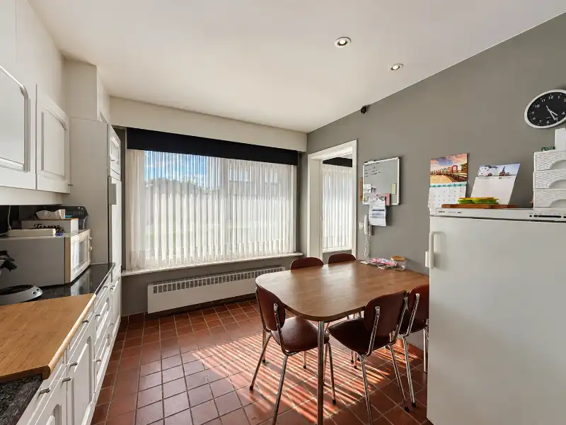 2 slaapkamer appartement met tuin en garage! foto 5