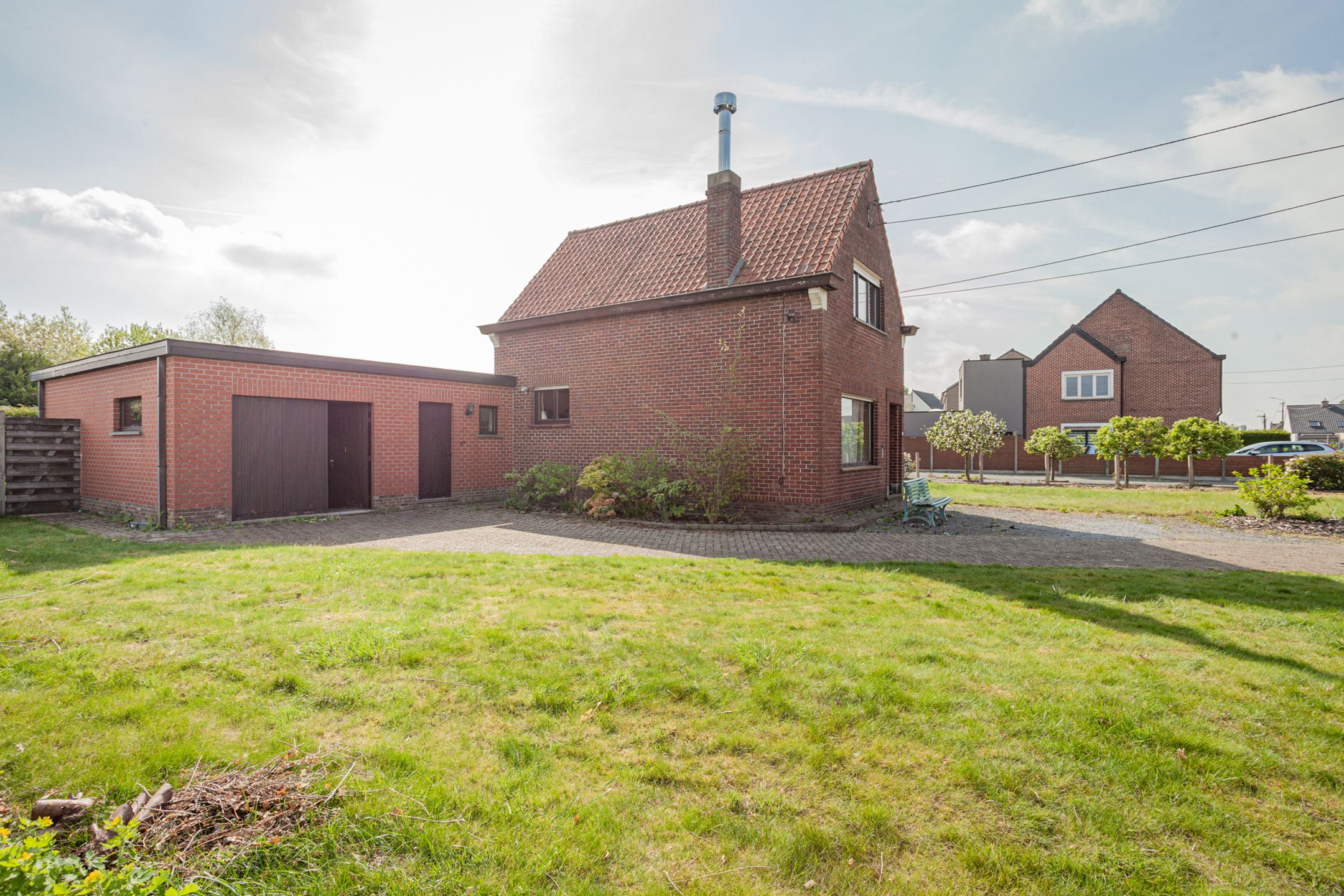 Te renoveren alleenstaande woning foto 20