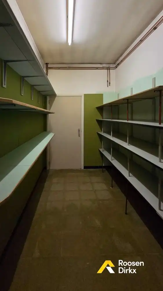 Solide woning met handelsruimte op zichtlocatie! foto 16