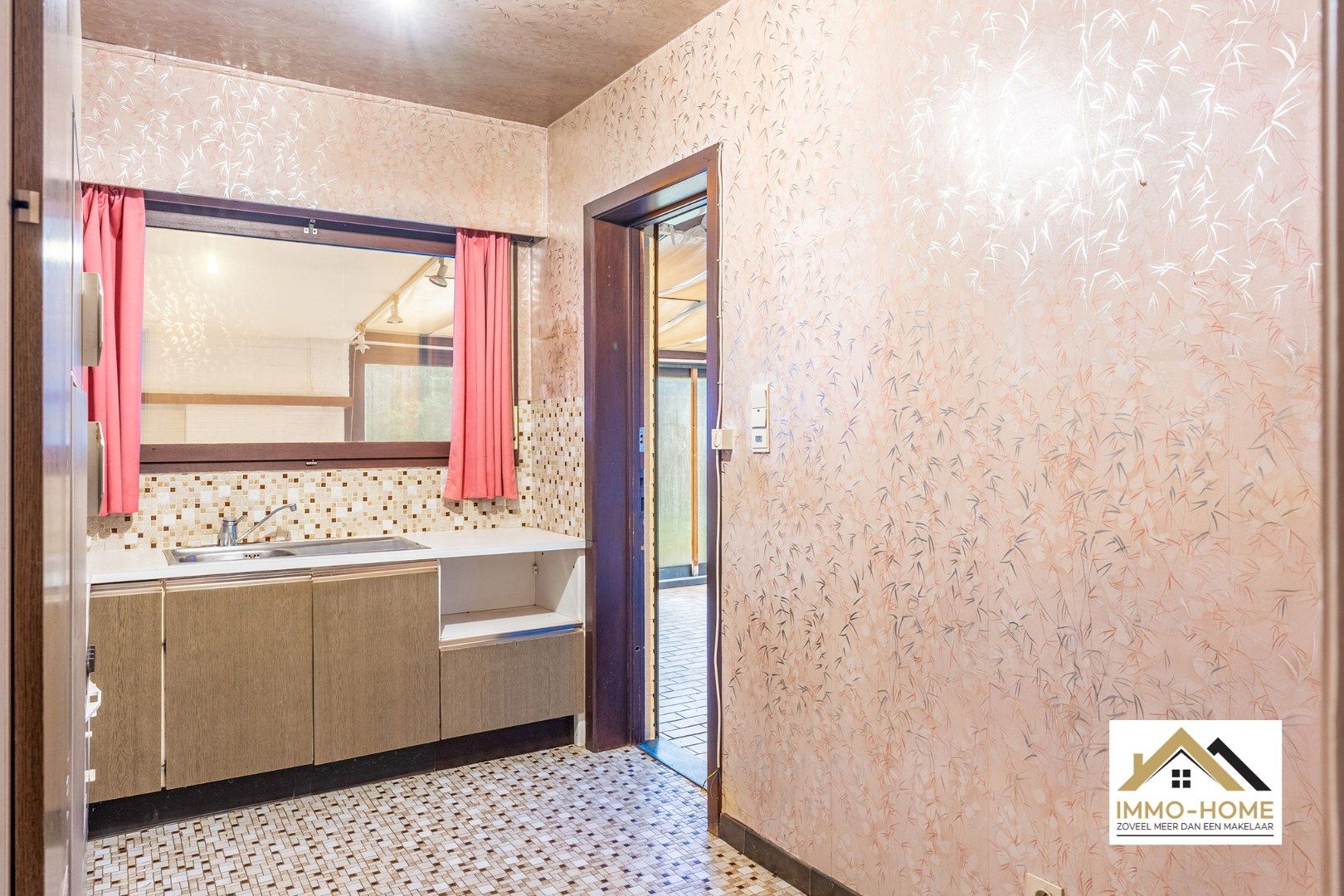 Vrijstaande woning op een ruime grond op topligging te Beervelde!  foto 14