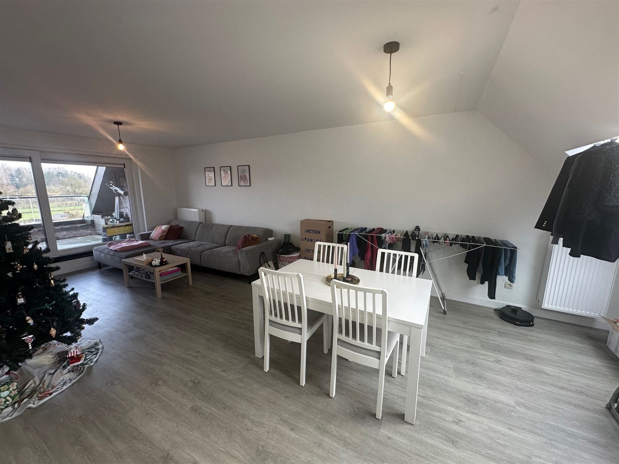 Duplex-appartement met 3 slaapkamers te Wieze foto 3