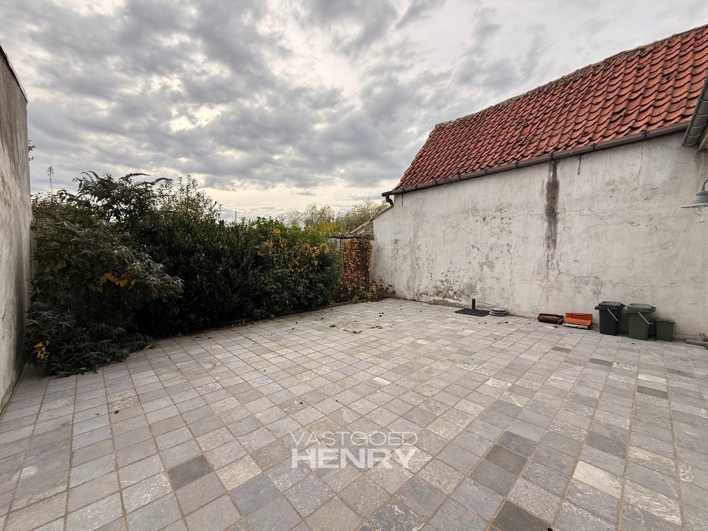 Volledig gerenoveerde woning met karakter foto 8