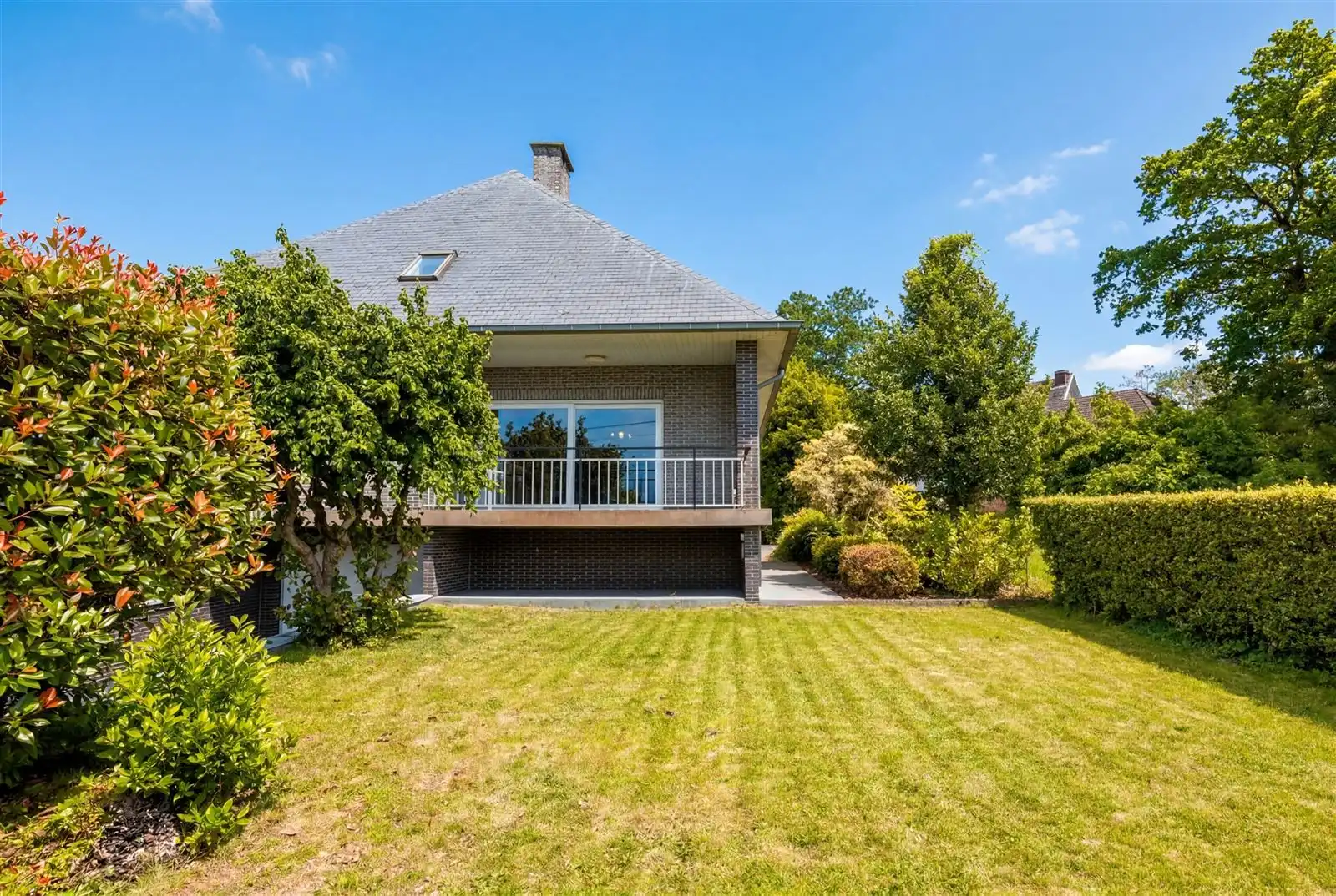 INSTAPKLARE VILLA MET LOODS TE ZWALM foto 3