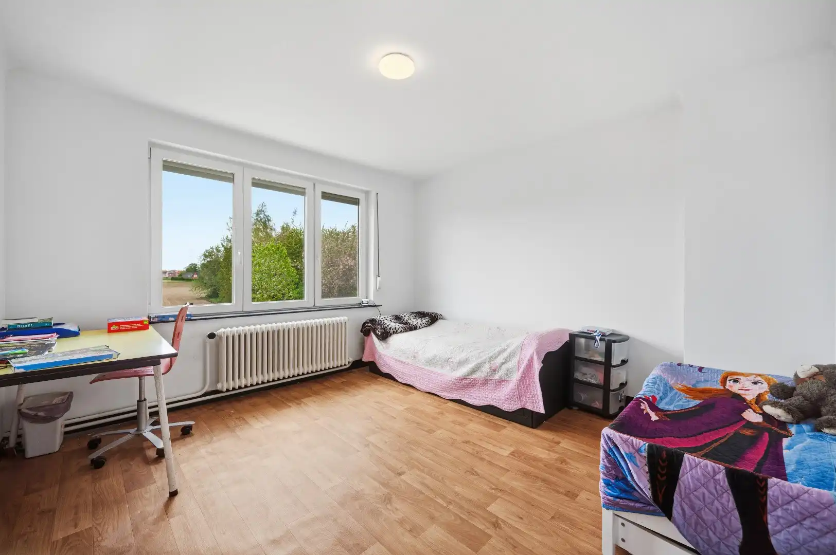 Instapklare rijwoning in een rustige straat te Tienen foto 14