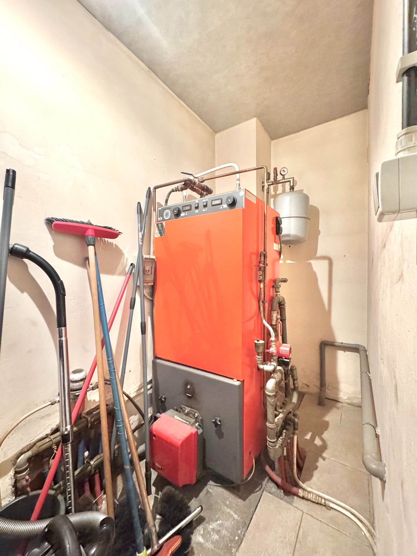 WONING MET TUIN & GARAGE OP 240 M² foto 11