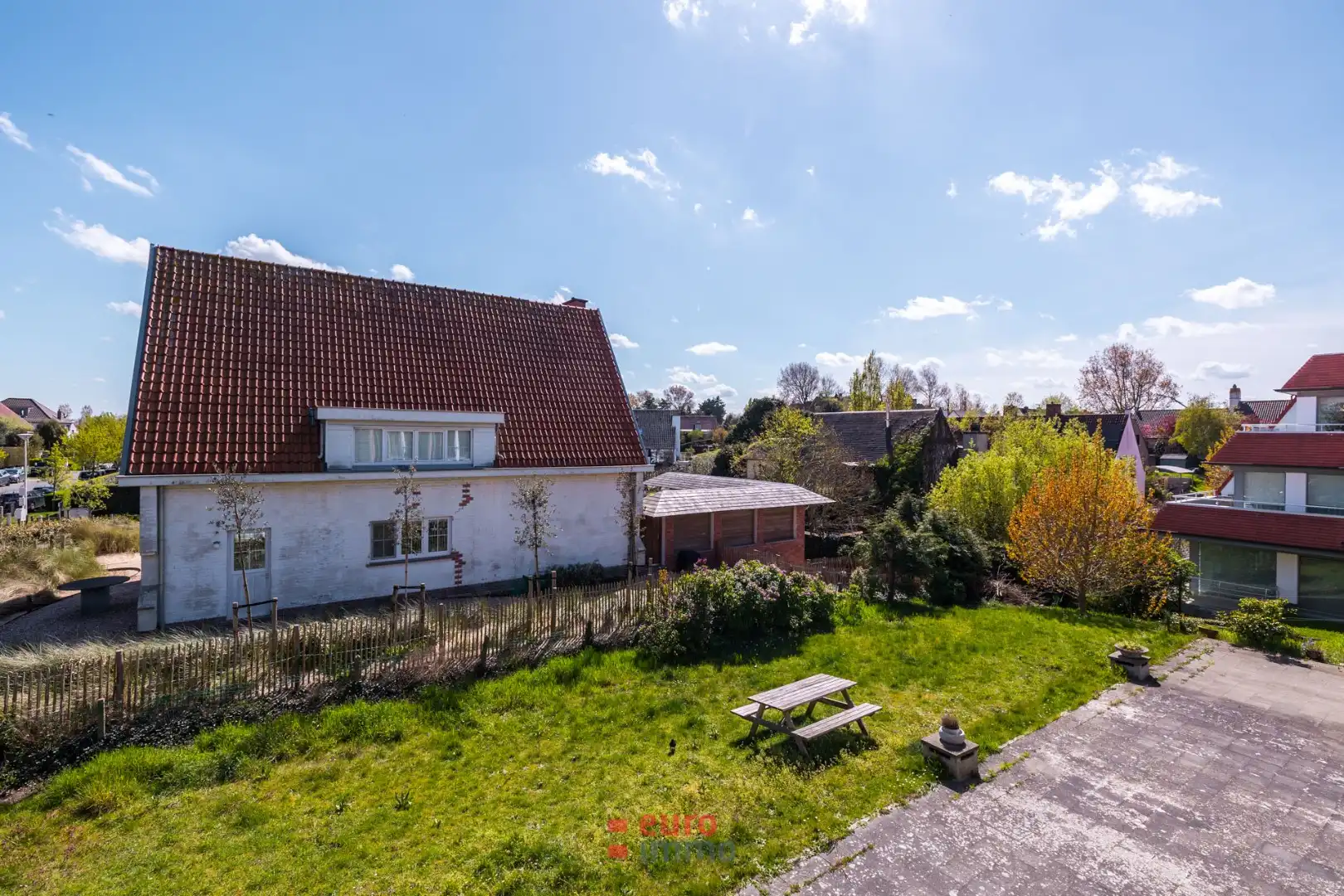 Appartement met 3 slaapkamers aan de rand van de villa-wijk! foto 11
