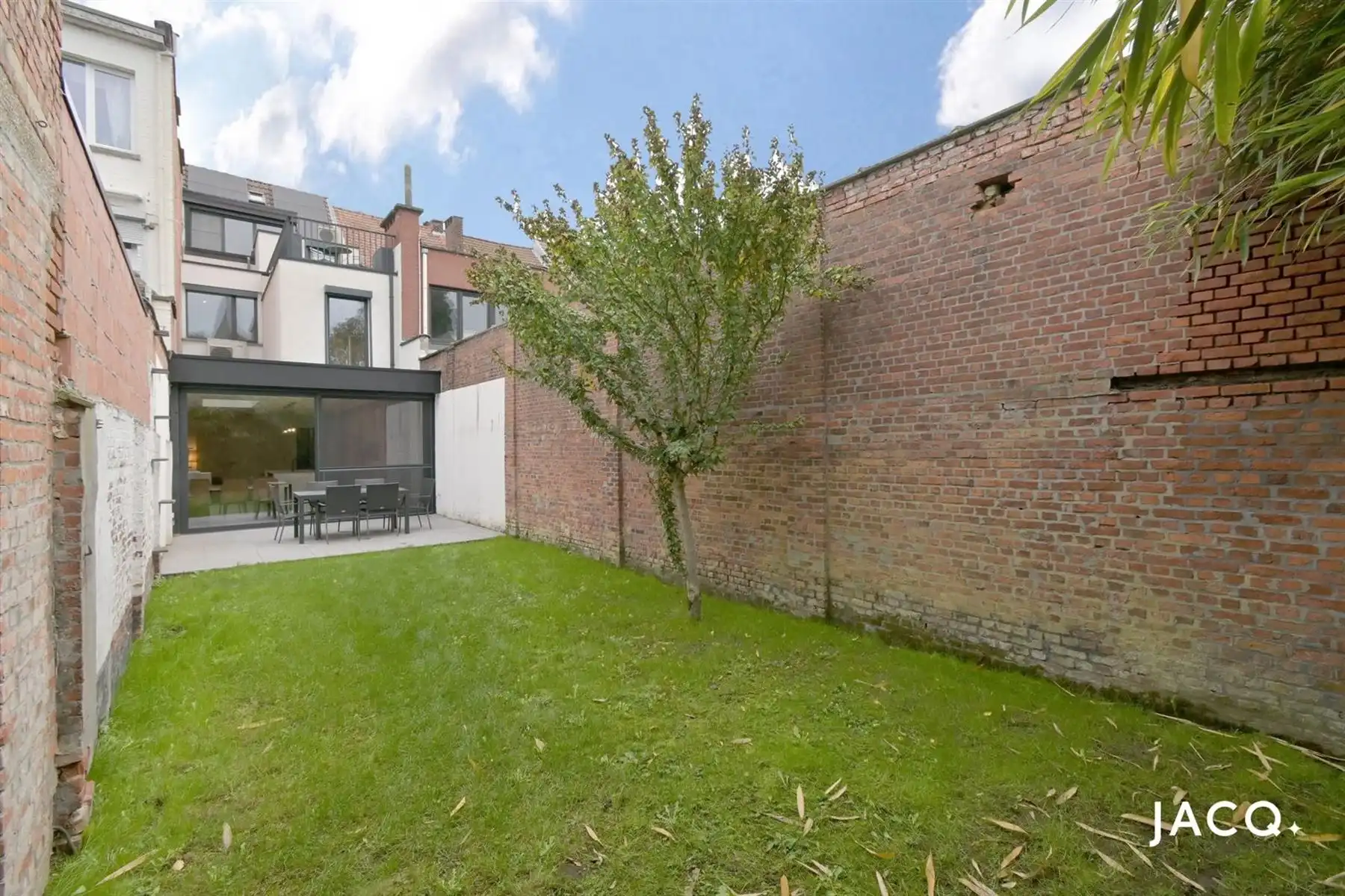 Karaktervolle, volledig gerenoveerde woning te Deurne ! foto 19