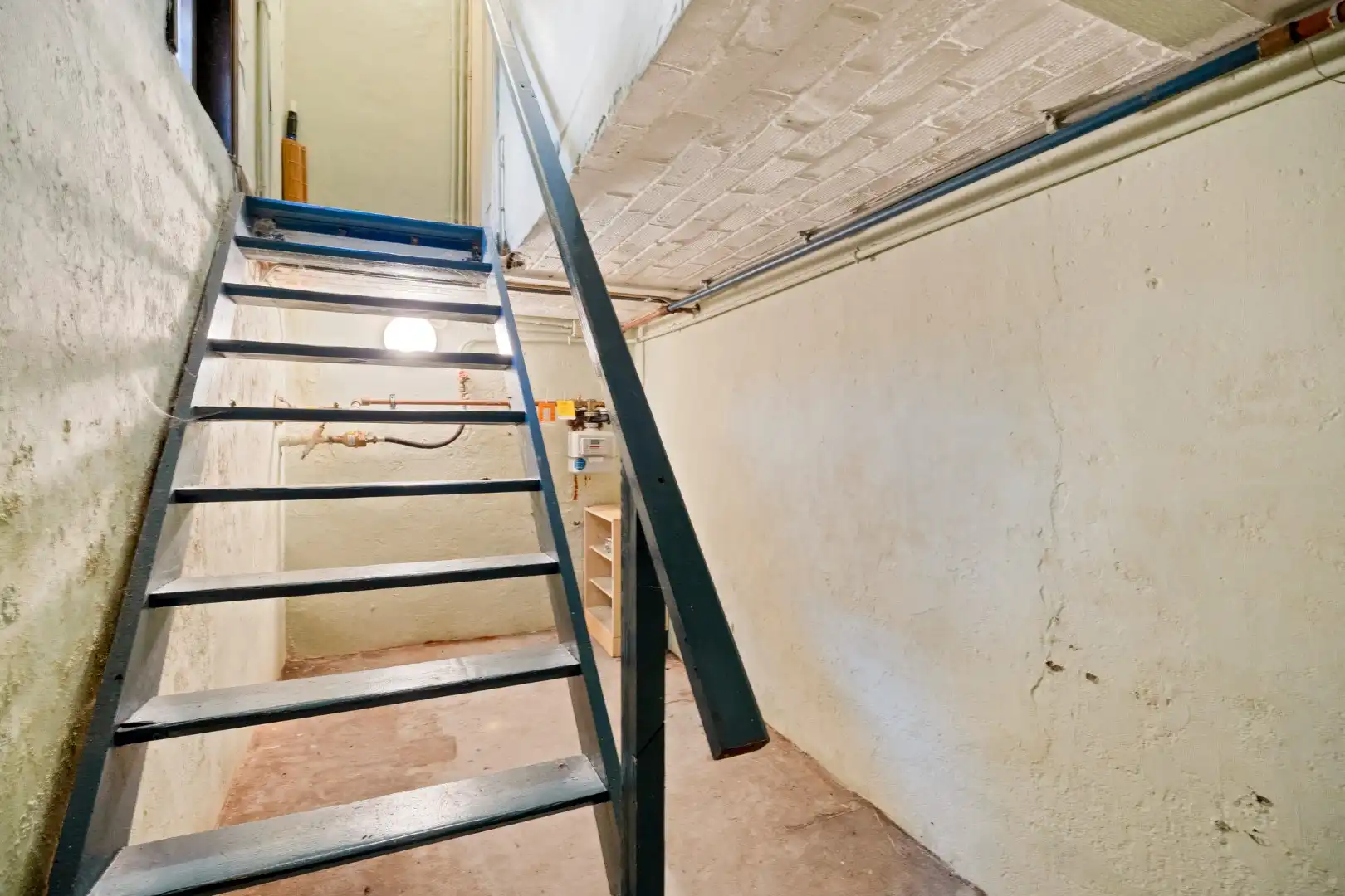 Te renoveren woning met 2 slpks op een perceel van 827 m² !  foto 18
