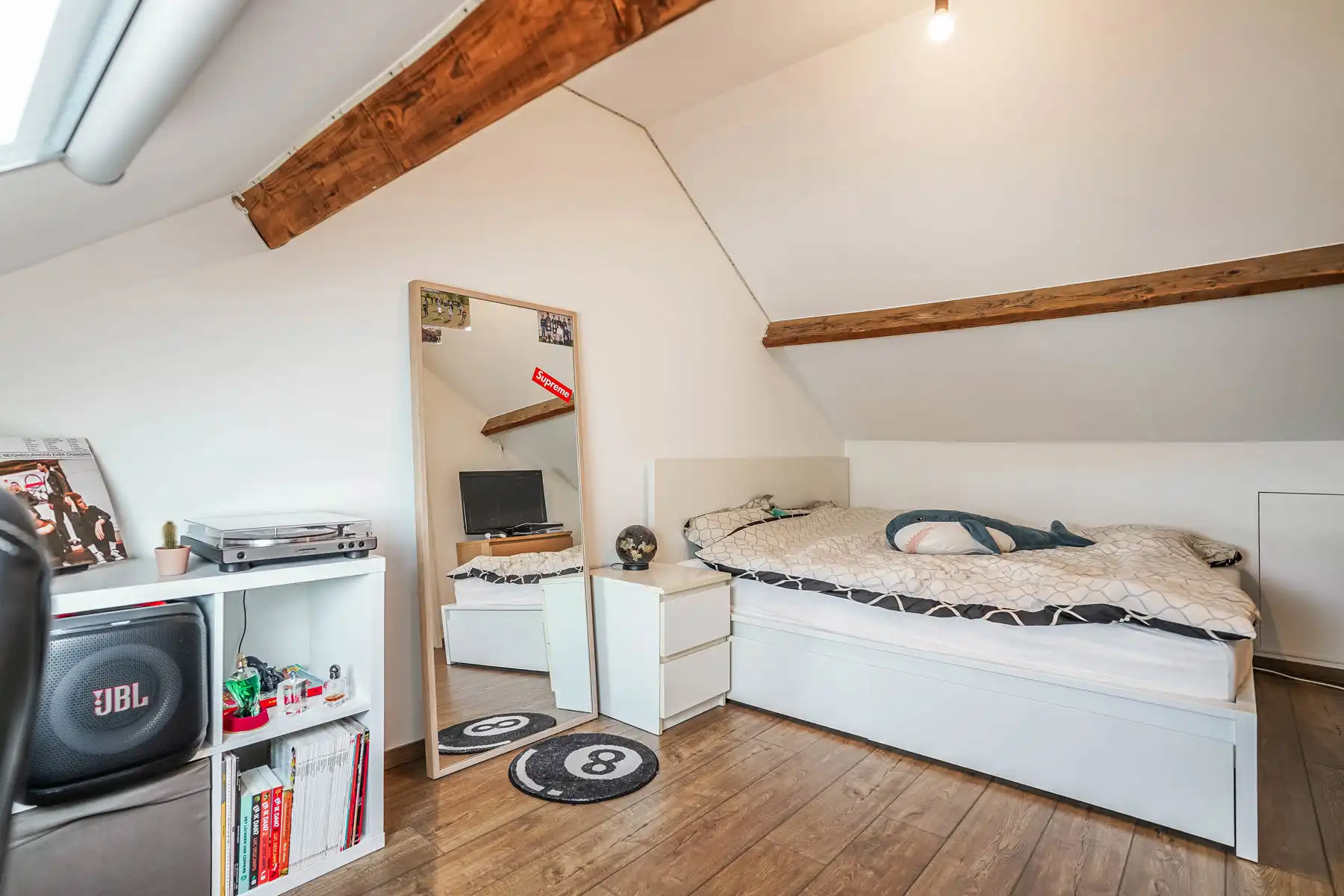 Mooi gerenoveerde & instapklare 3-gevel woning te Londerzeel foto 24