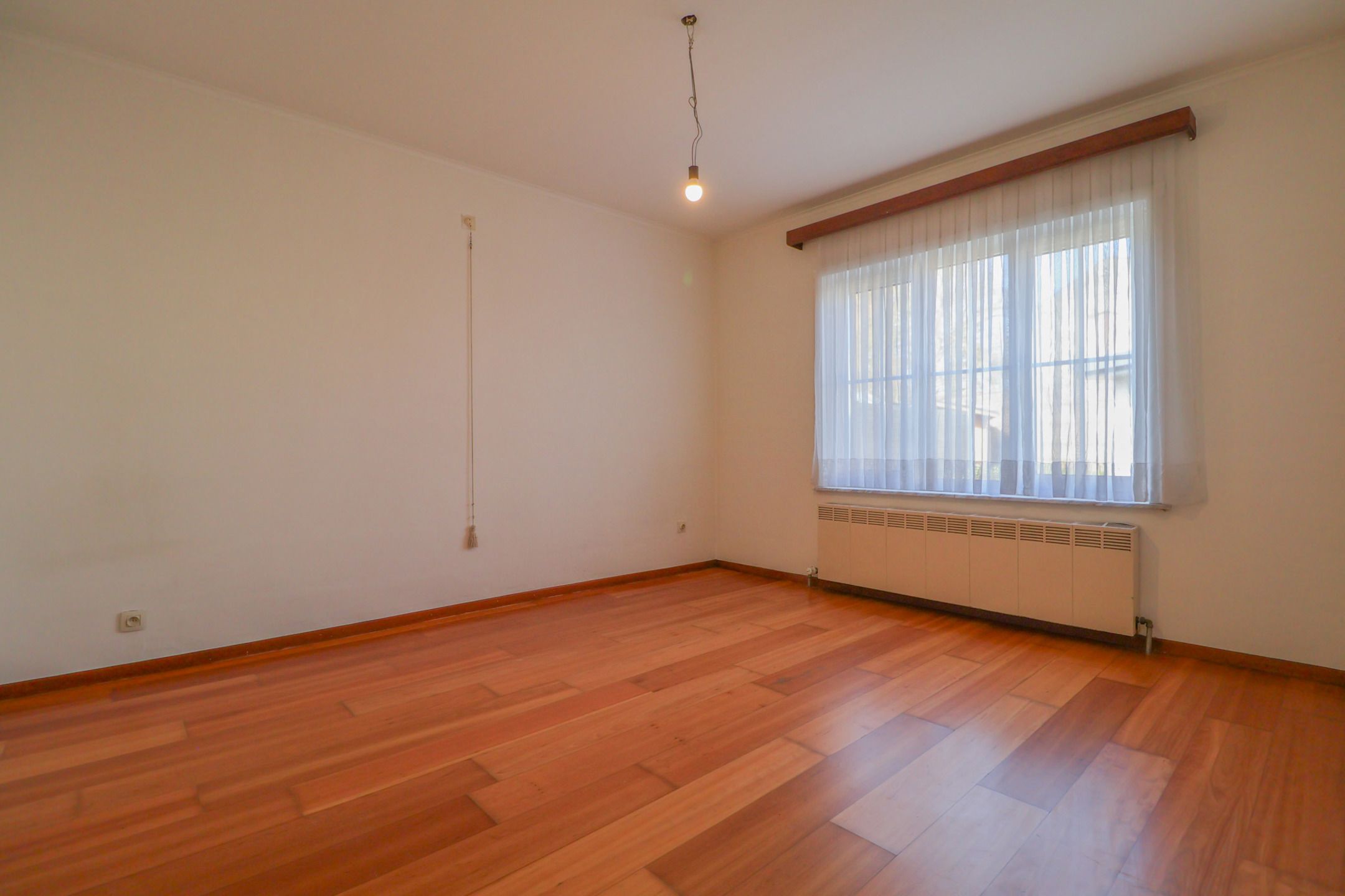 Uitstekend gelegen bungalow foto 8