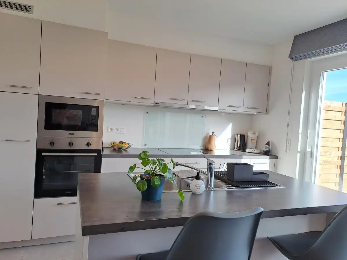 Energiezuinige en instapklare woning met 3 slaapkamers in Leanderhof te Zwevegem! foto 8