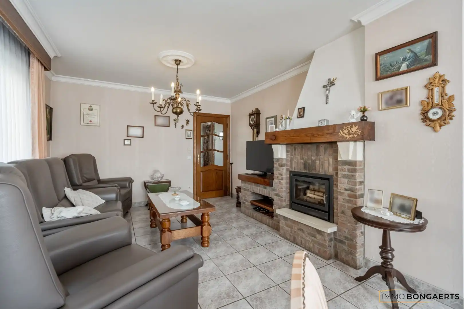 Woning met onderhoudsvriendelijke tuin foto 5