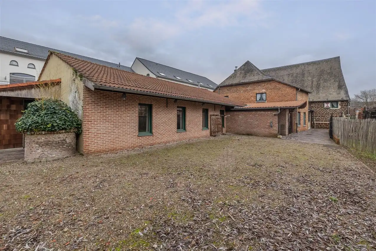 Uniek gebouw met historische waarde en karakter foto 5