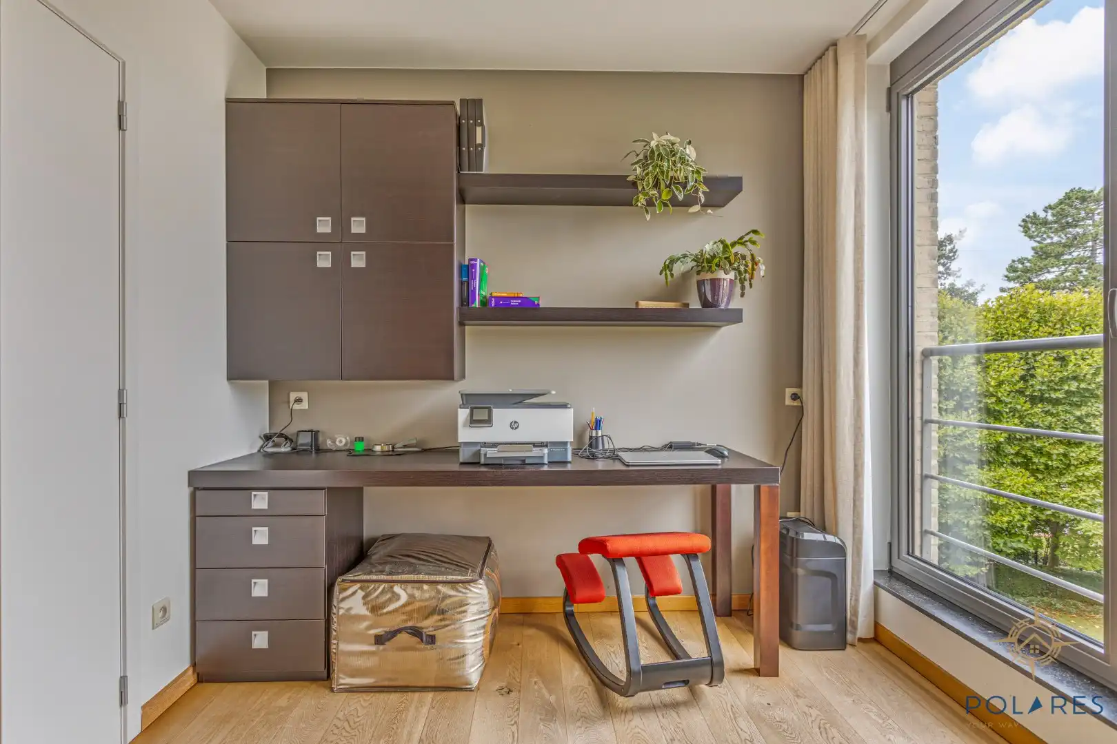 Exclusieve penthouse met groot dakterras en parkeerplaats!  foto 19