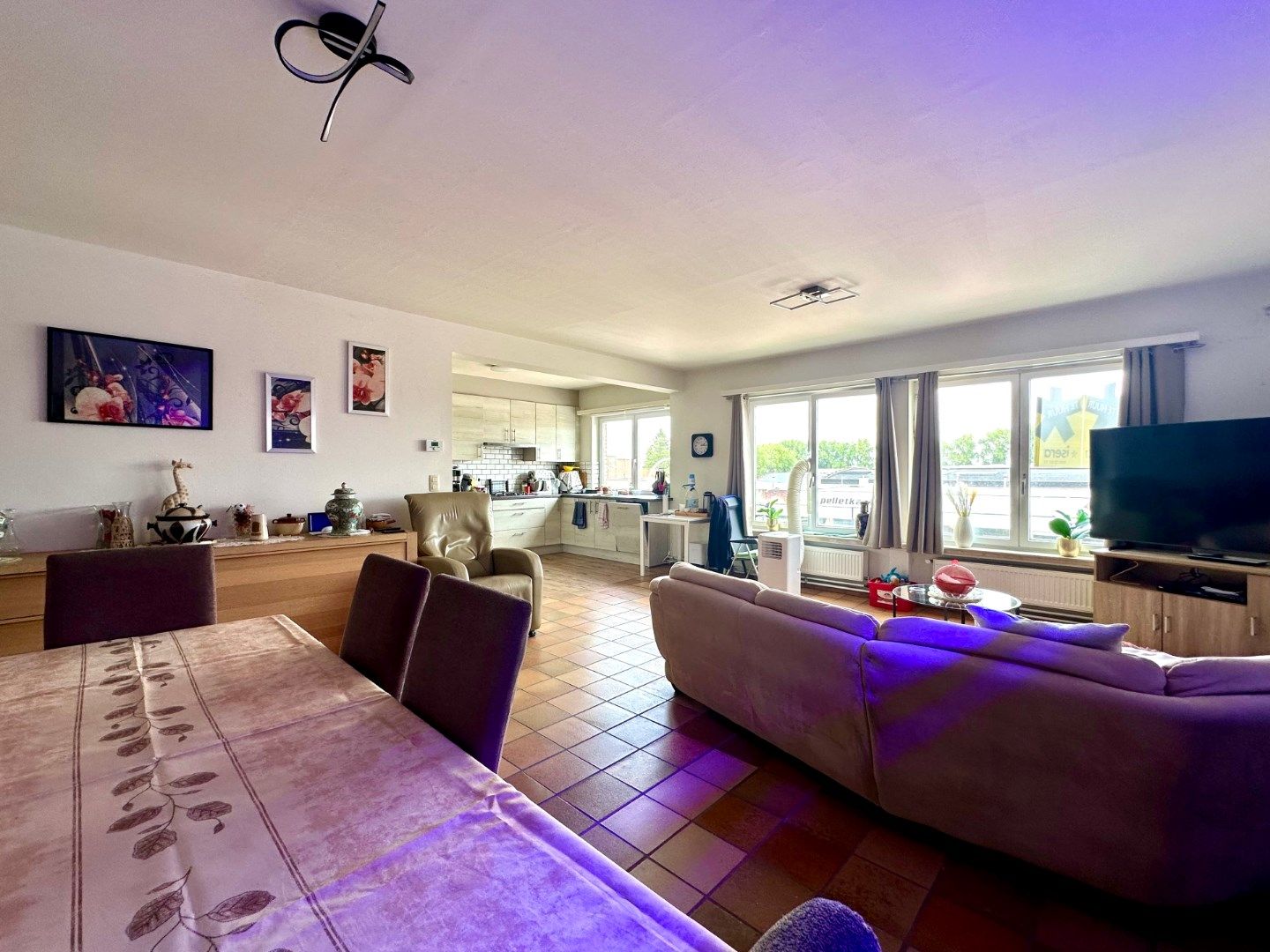 Ruim appartement met twee slaapkamers te Sint-Pieters foto 4