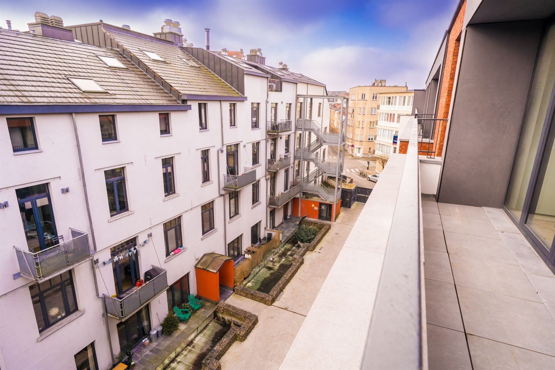Dicht bij het Tour&Taxis-terrein, prachtig duplex met 2 slaapkamers : foto 16