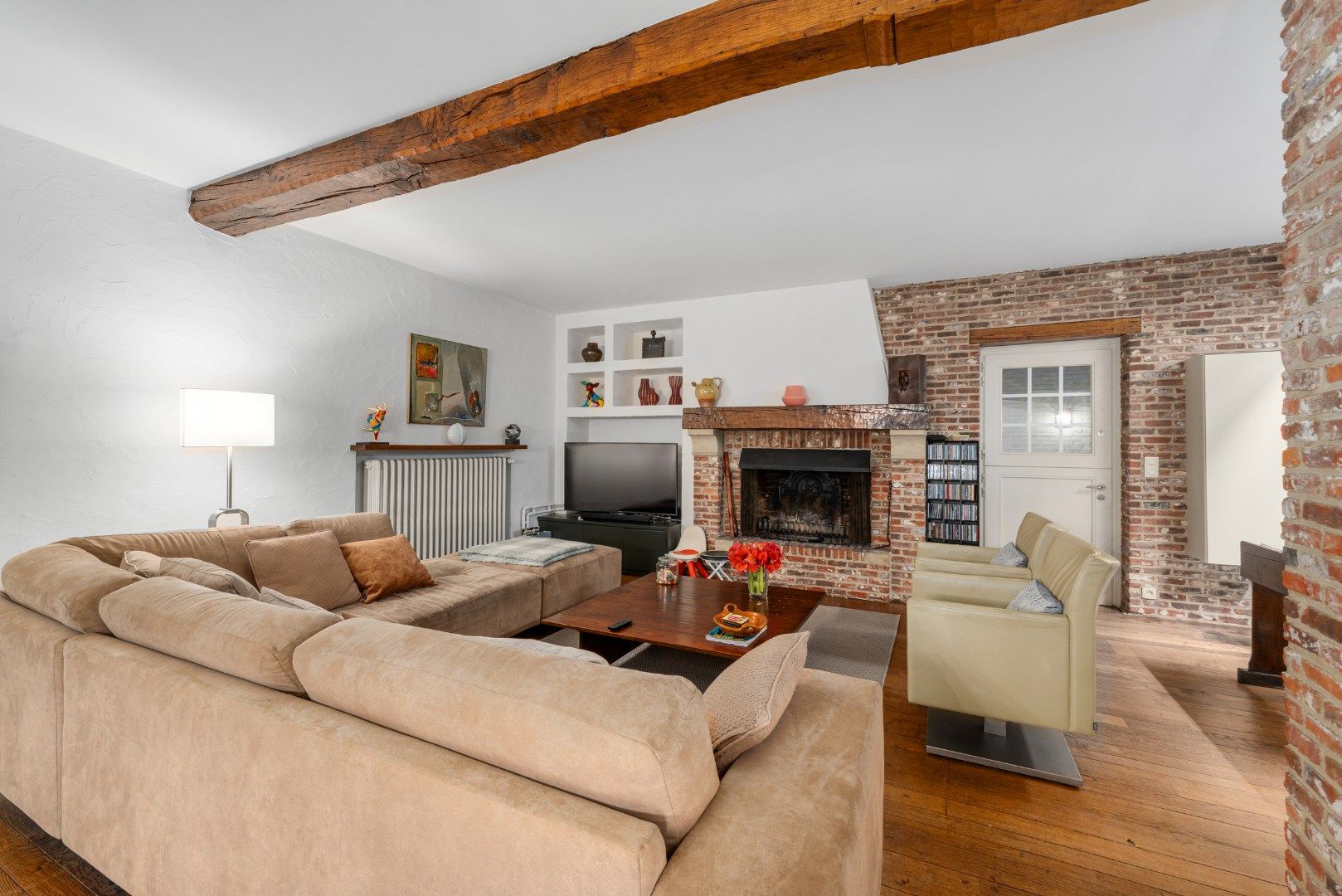 Unieke woning met handelsruimte, kantoor, 6 slpks & 200 m² atelier/magazijn – ideaal voor vrije beroepers foto 12