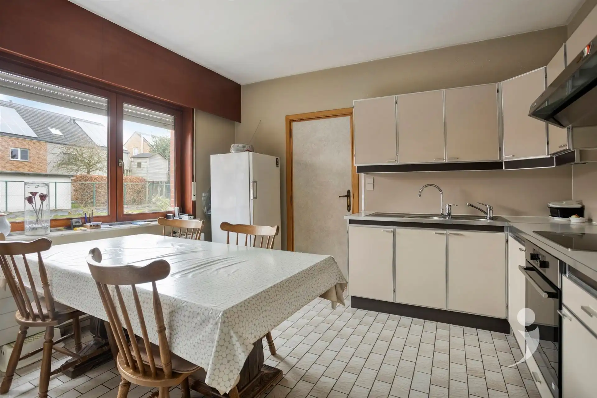 Ruime gelijkvloerse woning te Wezemaal!  foto 9