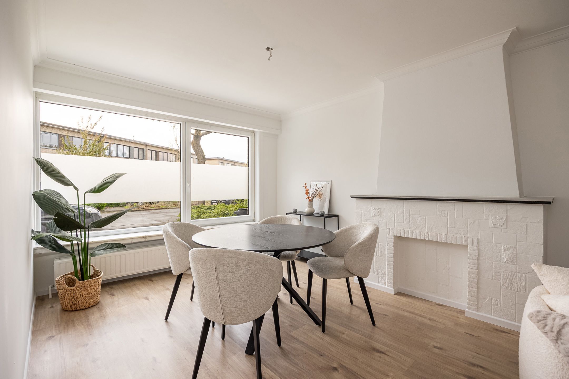 Gerenoveerd gelijkvloers appartement met tuin foto 5