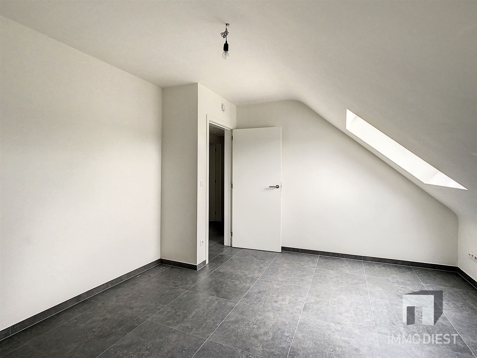 Woning met 4 slaapkamers foto 24