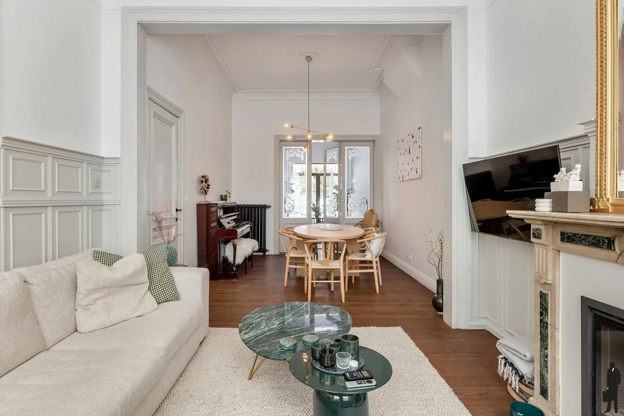 Karaktervolle, volledig gerenoveerde woning met 4 slaapkamers en stadstuin in het hart van Berchem foto 10