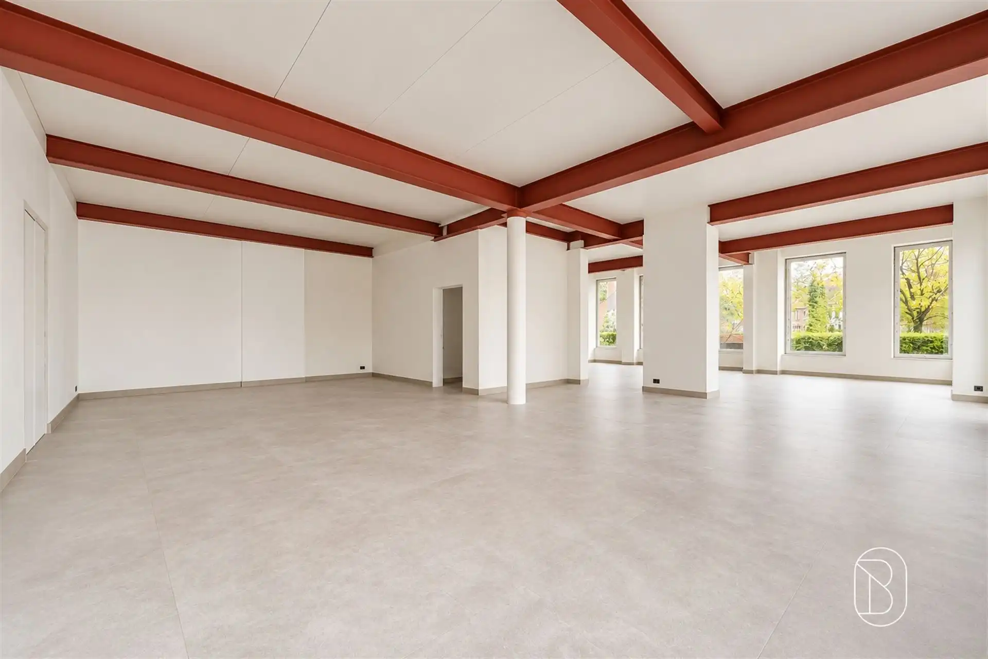 Handelsgelijkvloers op toplocatie met tal van mogelijkheden foto 7