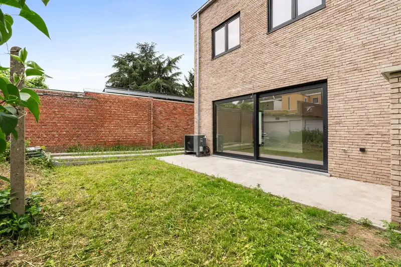 Nieuwbouw met trendy inrichting foto 34