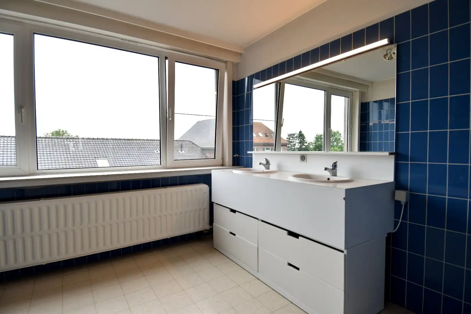 Ruim 3-slaapkamerappartement met zicht op de kerk te koop centrum Bellegem foto 7