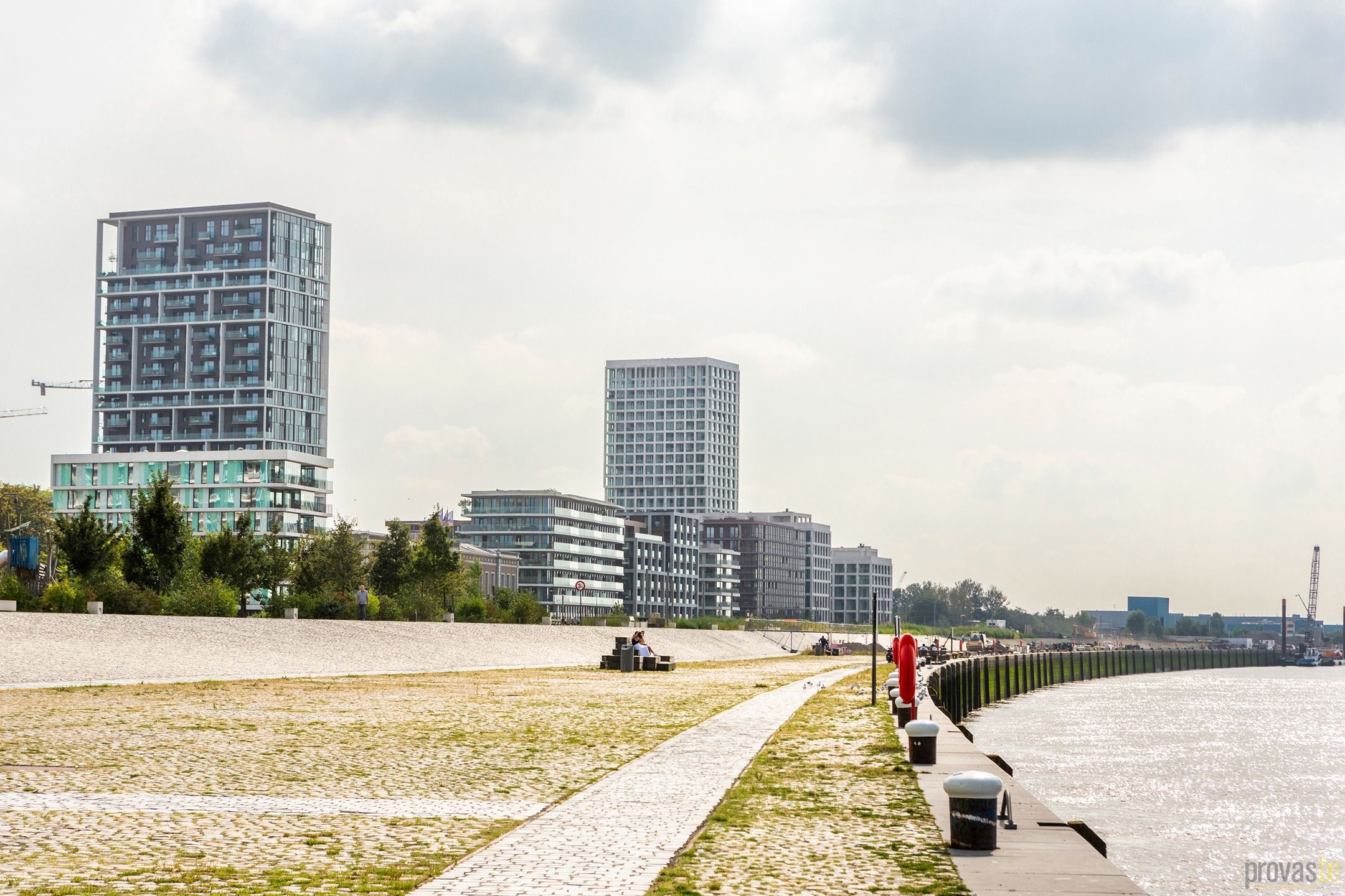 INSTAPKLAAR APPARTEMENT MET TERRAS EN PANORAMISCHE ZICHTEN foto 22