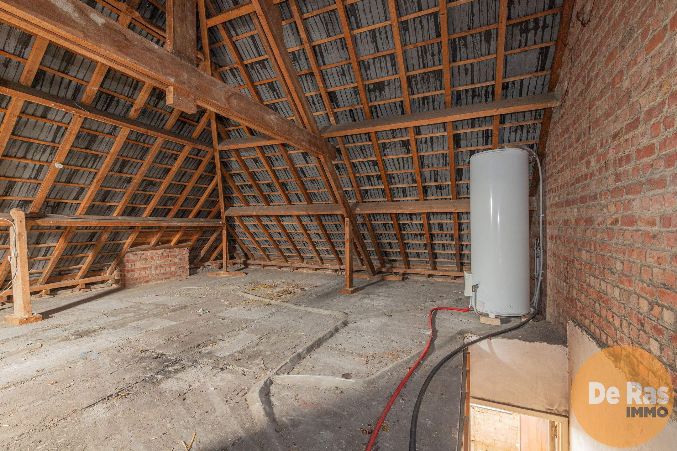 ERPE-MERE - Te renoveren, stevige halfopen bebouwing foto 12