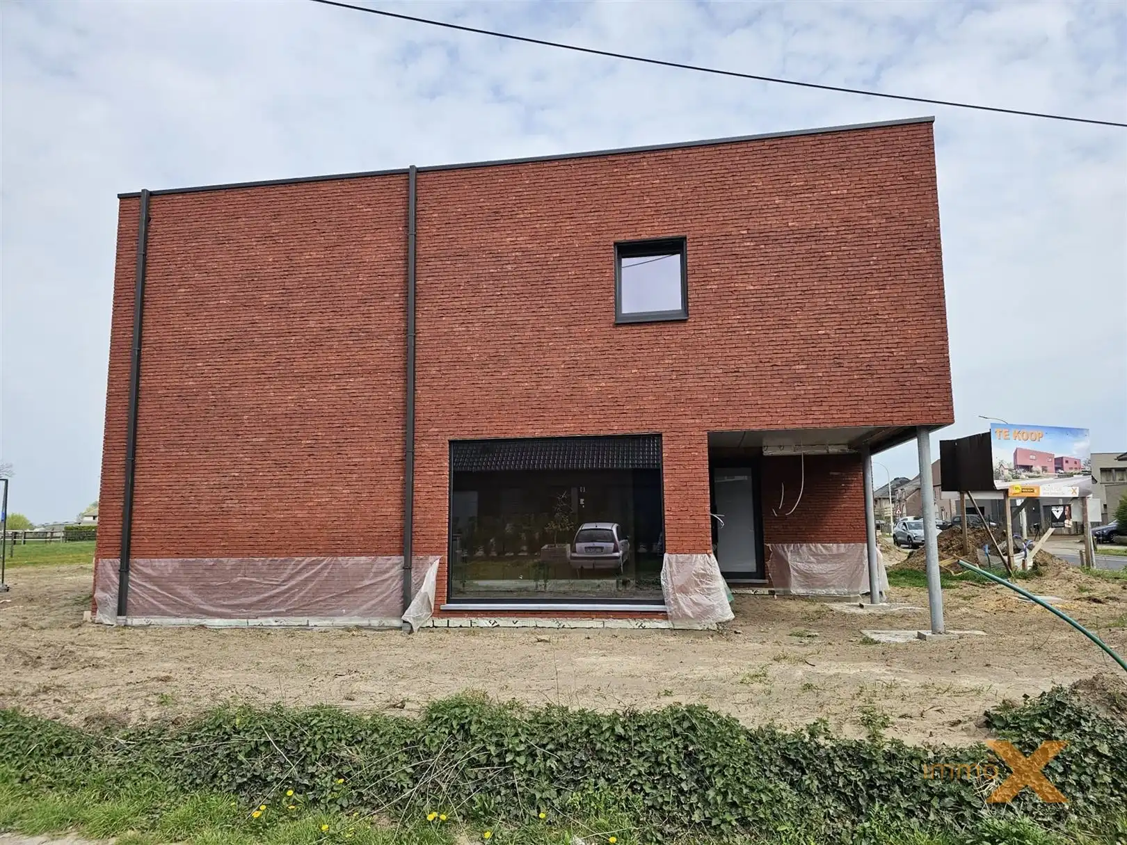 STIJLVOLLE MODERNE NIEUWBOUW MET CARPORT foto 5