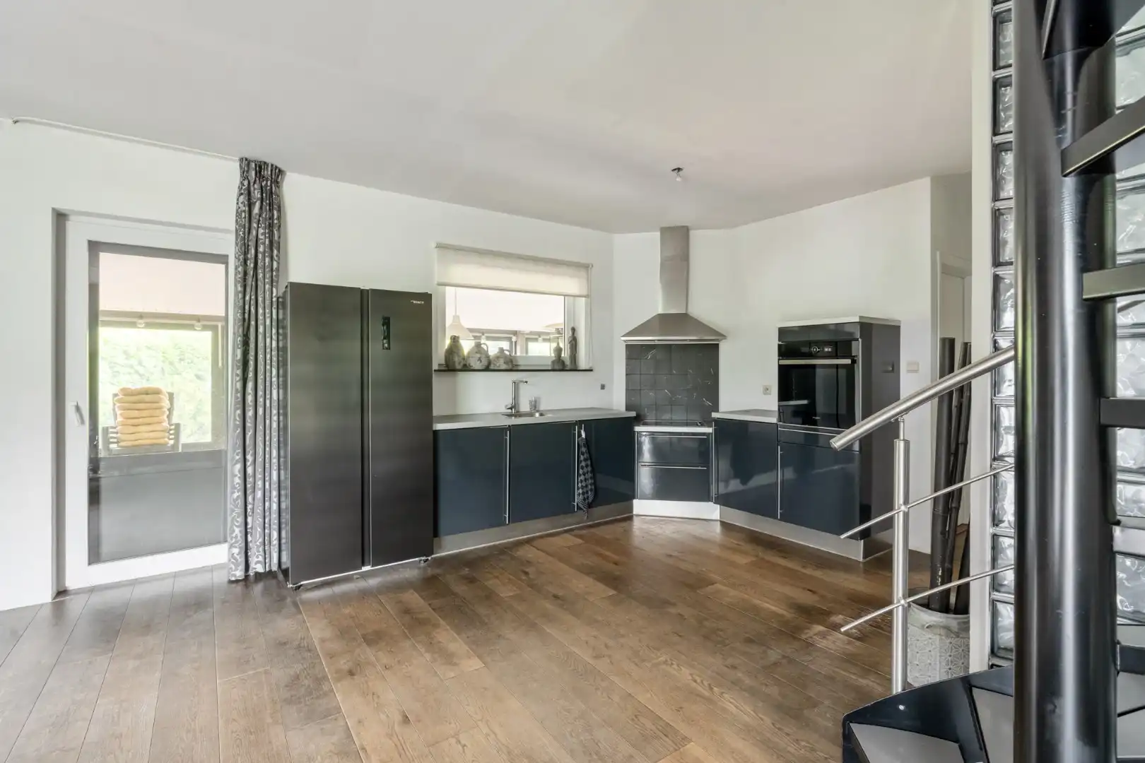 Ruime, zeer rustig gelegen woning op een perceel 29a90ca te Molenbeersel - een deelgemeente van Kinrooi!  foto 10