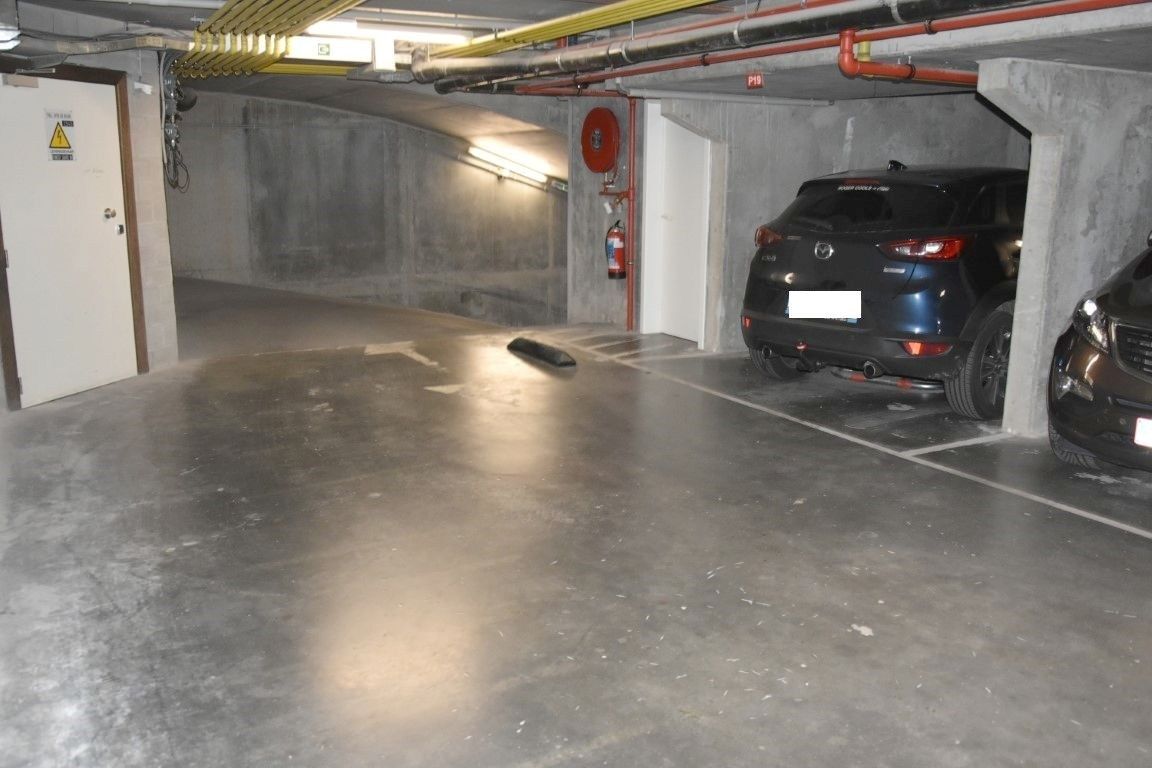 Autostandplaats te huur in het hart van Blankenberge foto 9