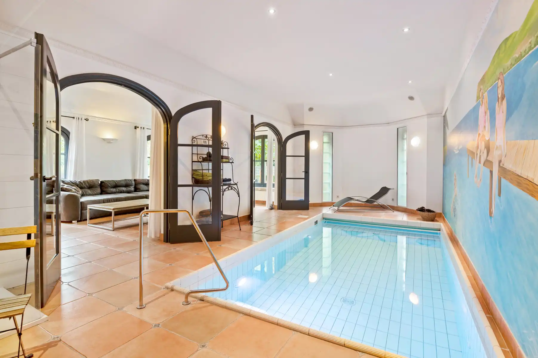 Villa met 5slk en binnenzwembad op 2090m²  foto 13