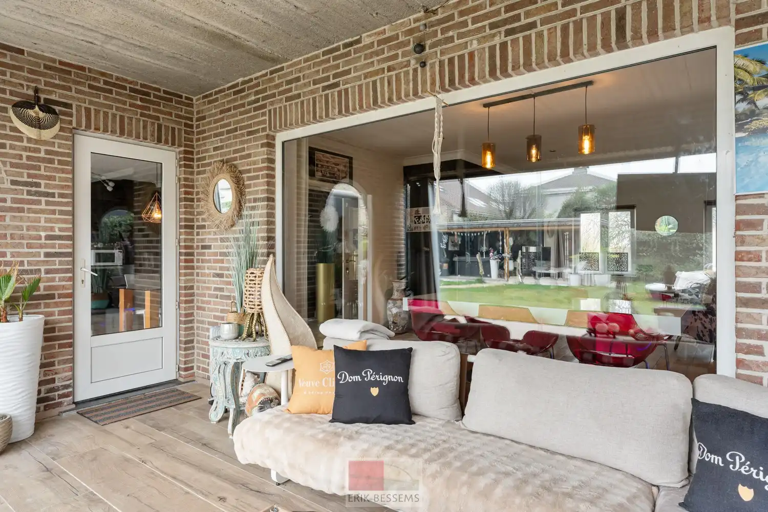 Vrijstaande woning met luxe buitenbeleving en topligging nabij Maastricht foto 34