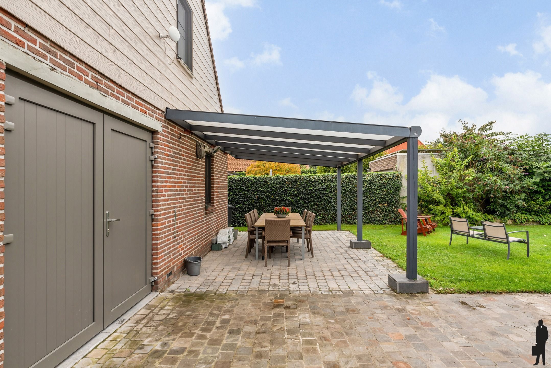 Volledig gerenoveerde woning met 4 slaapkamers  foto 20