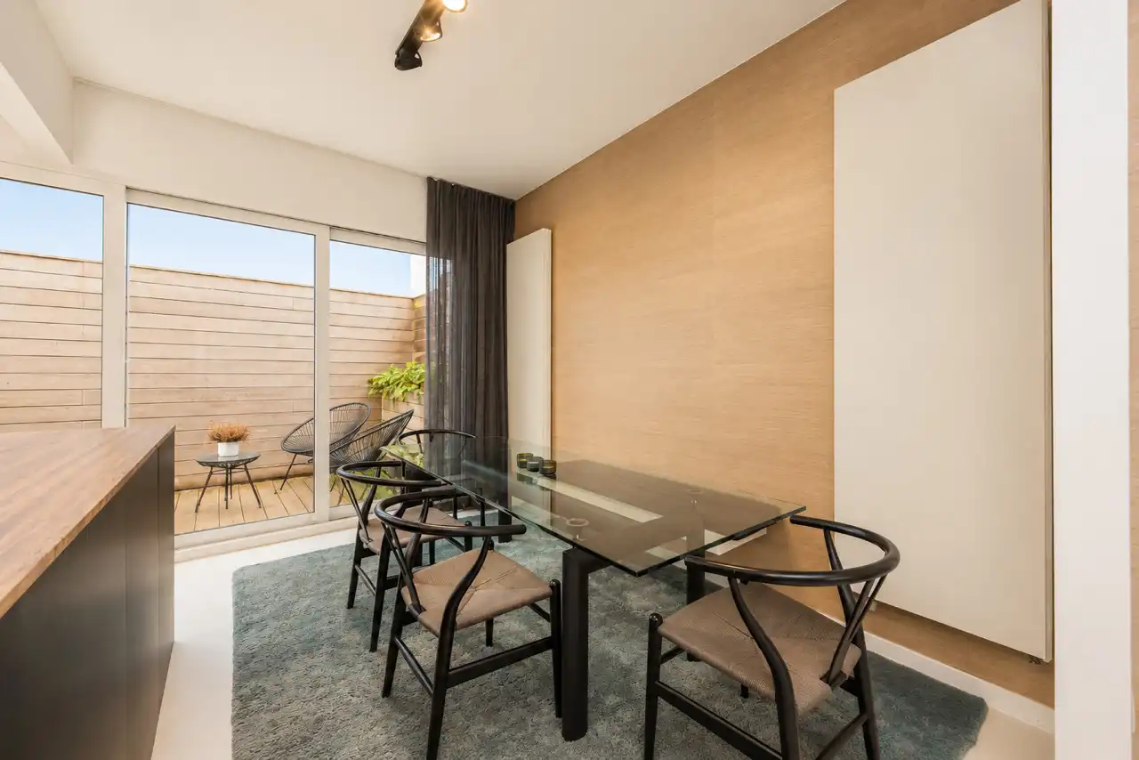 Hedendaagse en energiezuinige (EPC B!) stadswoning met garage & atelier tussen 't Groen Kwartier en Brouwerij De Koninck foto 9