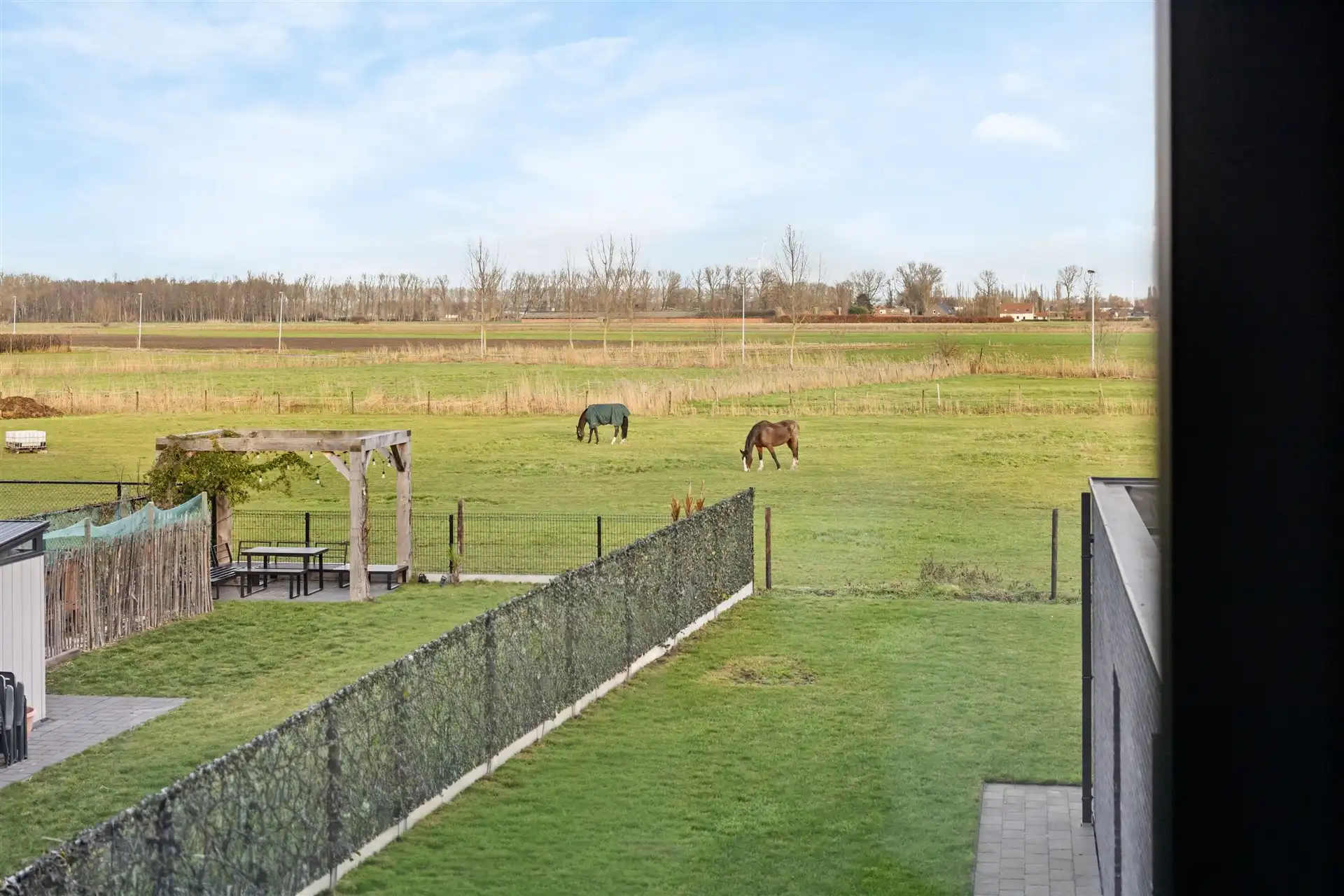 Recente gezinswoning met 5 slaapkamers en losstaande garage op een mooi perceel van 465m² foto 20