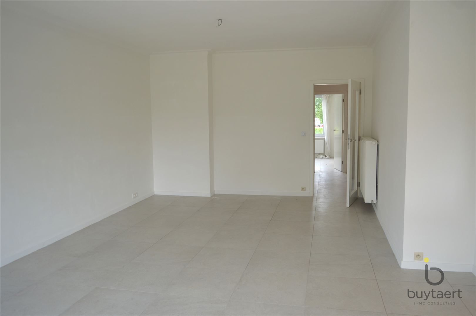 Instapklaar appartement aan de Vaart te Schoten foto 4
