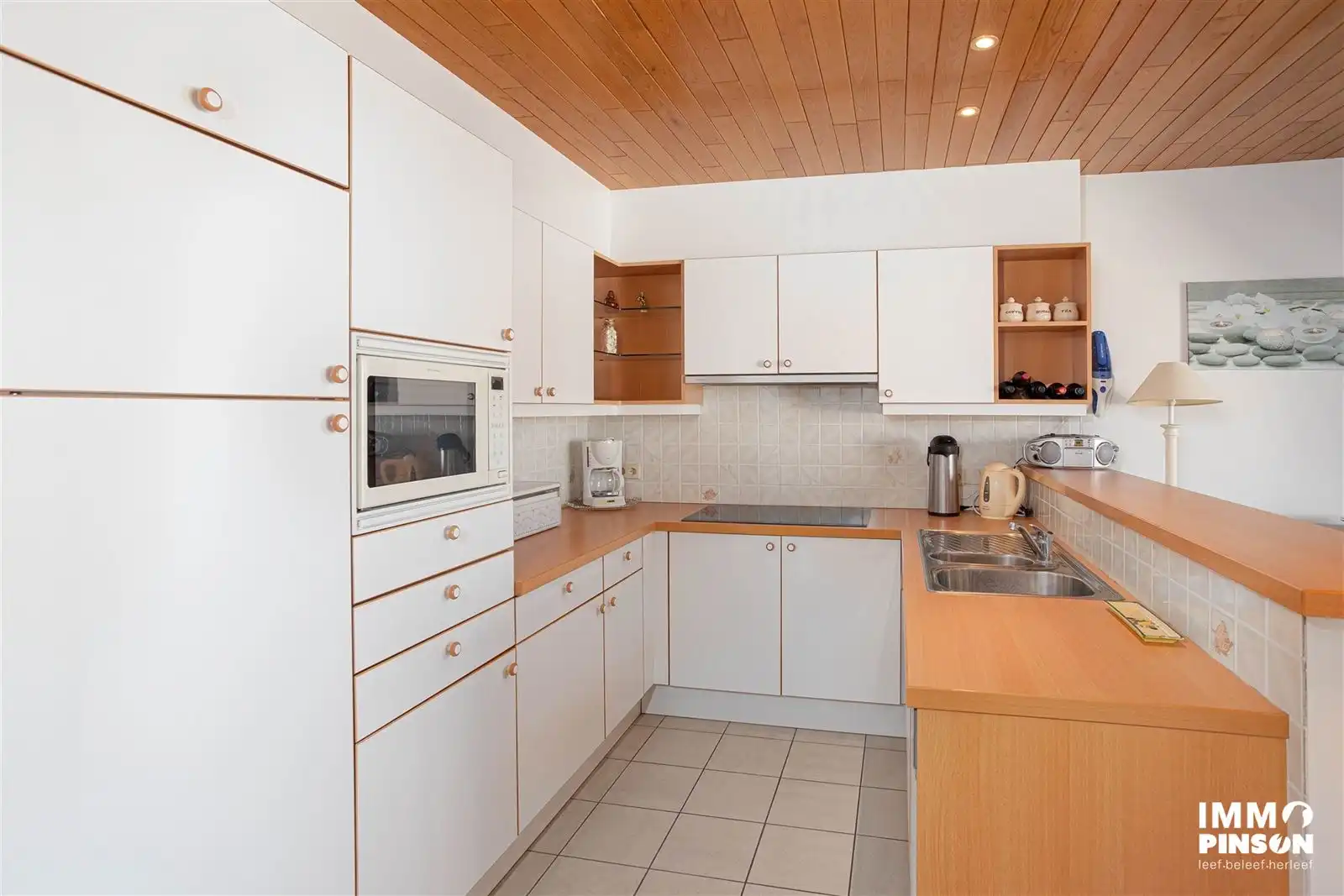 Ruim duplex appartement met berging en garage foto 5