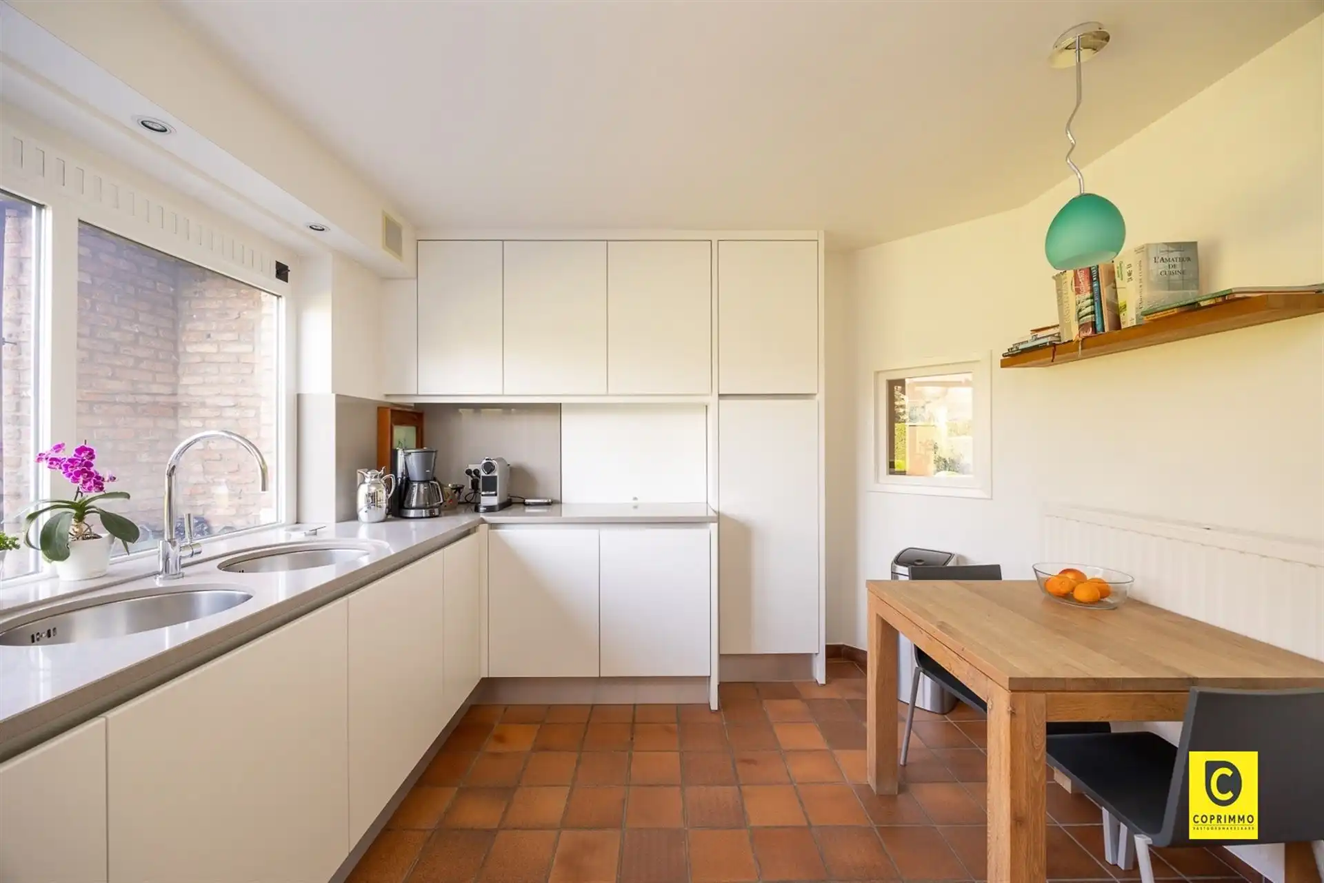 Villa: 4 slk op perceel op 831  m²  foto 13