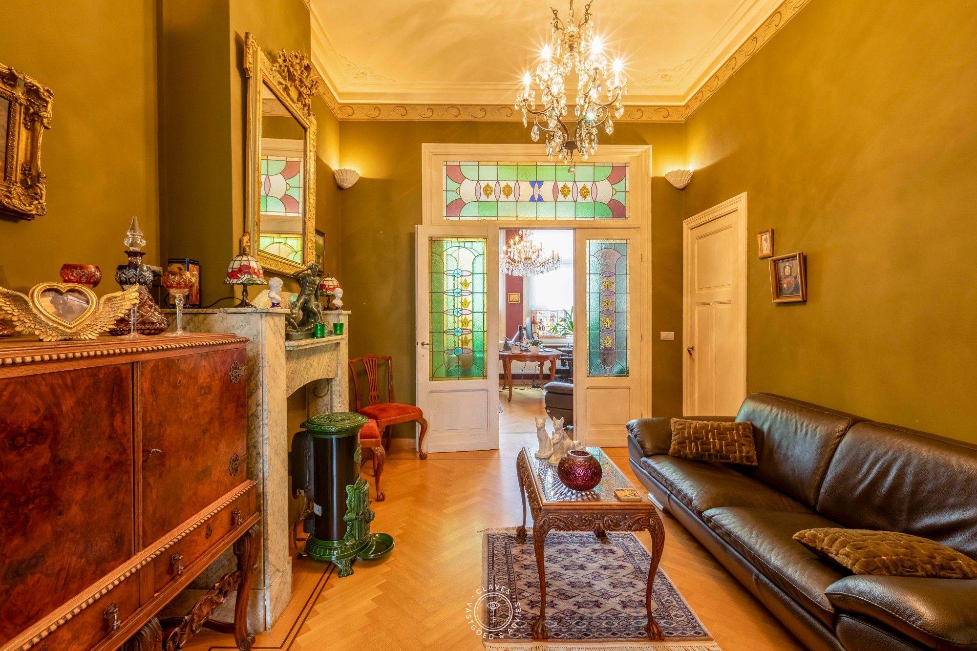 Karaktervol herenhuis met uniek bijgebouw vol mogelijkheden foto 8