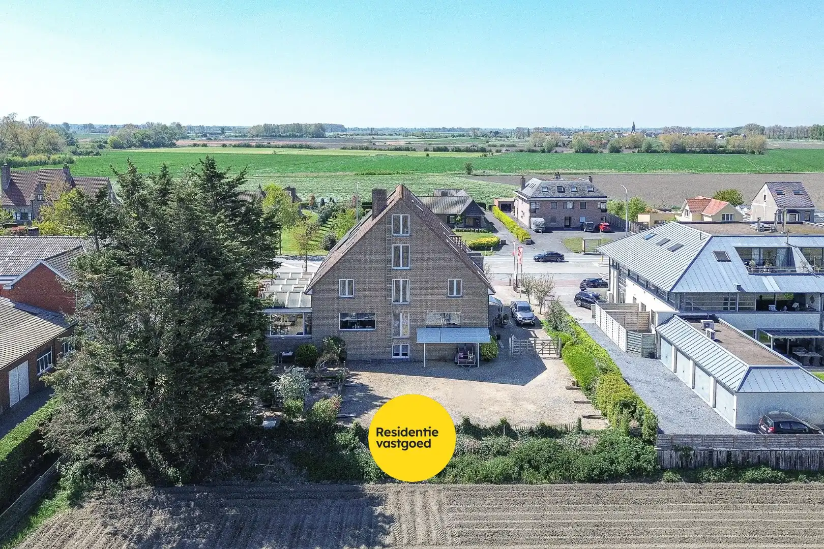 Unieke investeringskans: karaktervol hotel met 18 kamers & woonmogelijkheden te koop!  foto 36