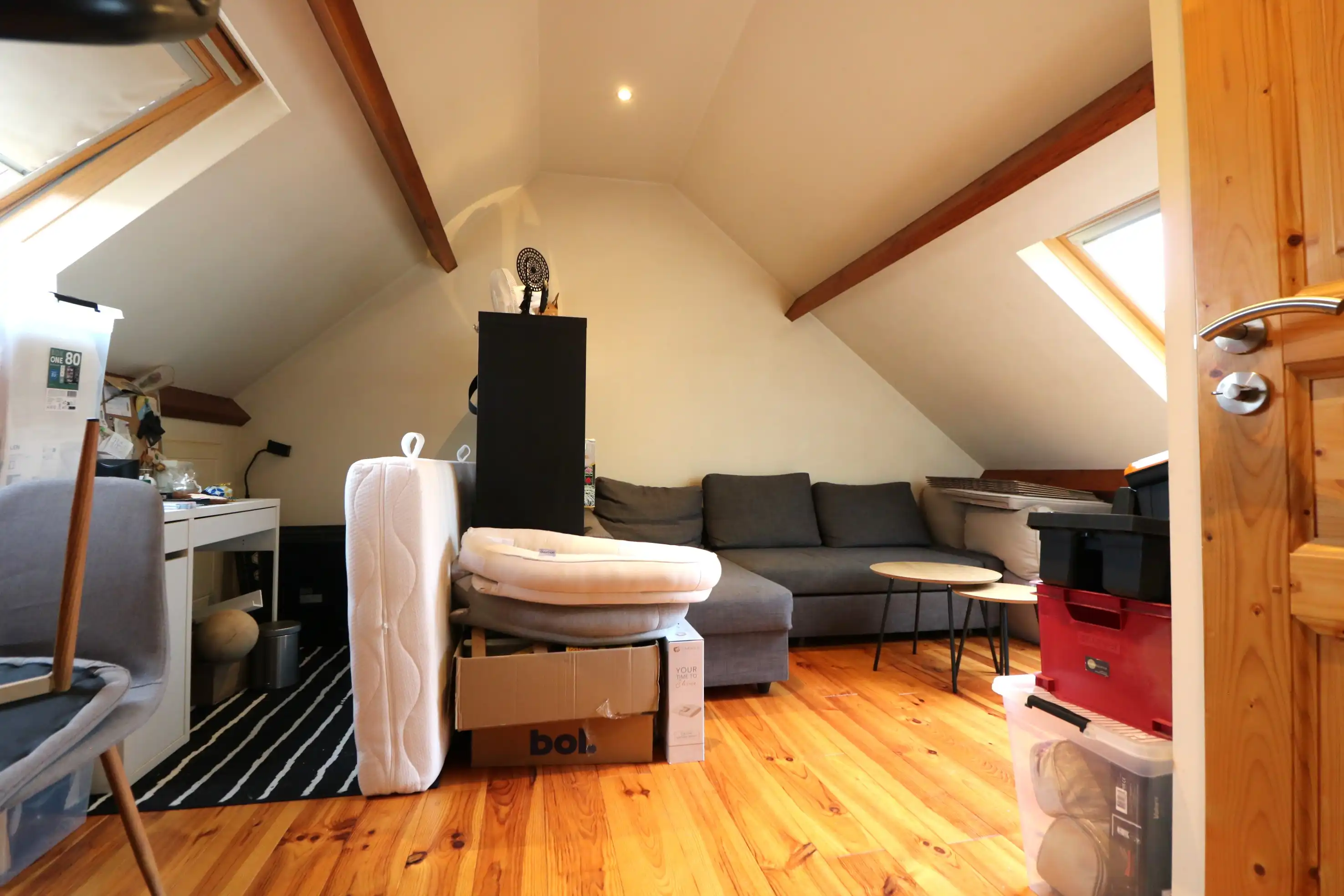 Instapklare en centraal gelegen woning met 3 ruime slaapkamers.  foto 13