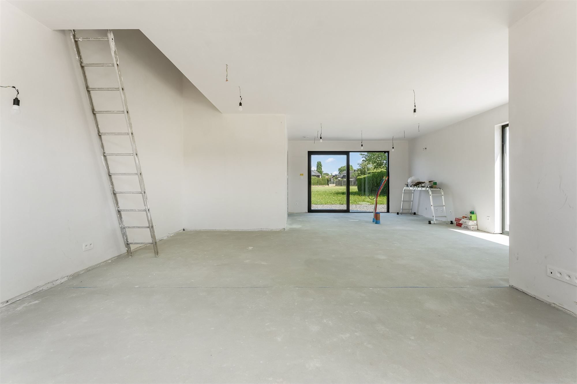 KWALITATIEF EN ENERGIENEUTRALE WONING OP RUSTIG GELEGEN PERCEEL TE PAAL foto 6