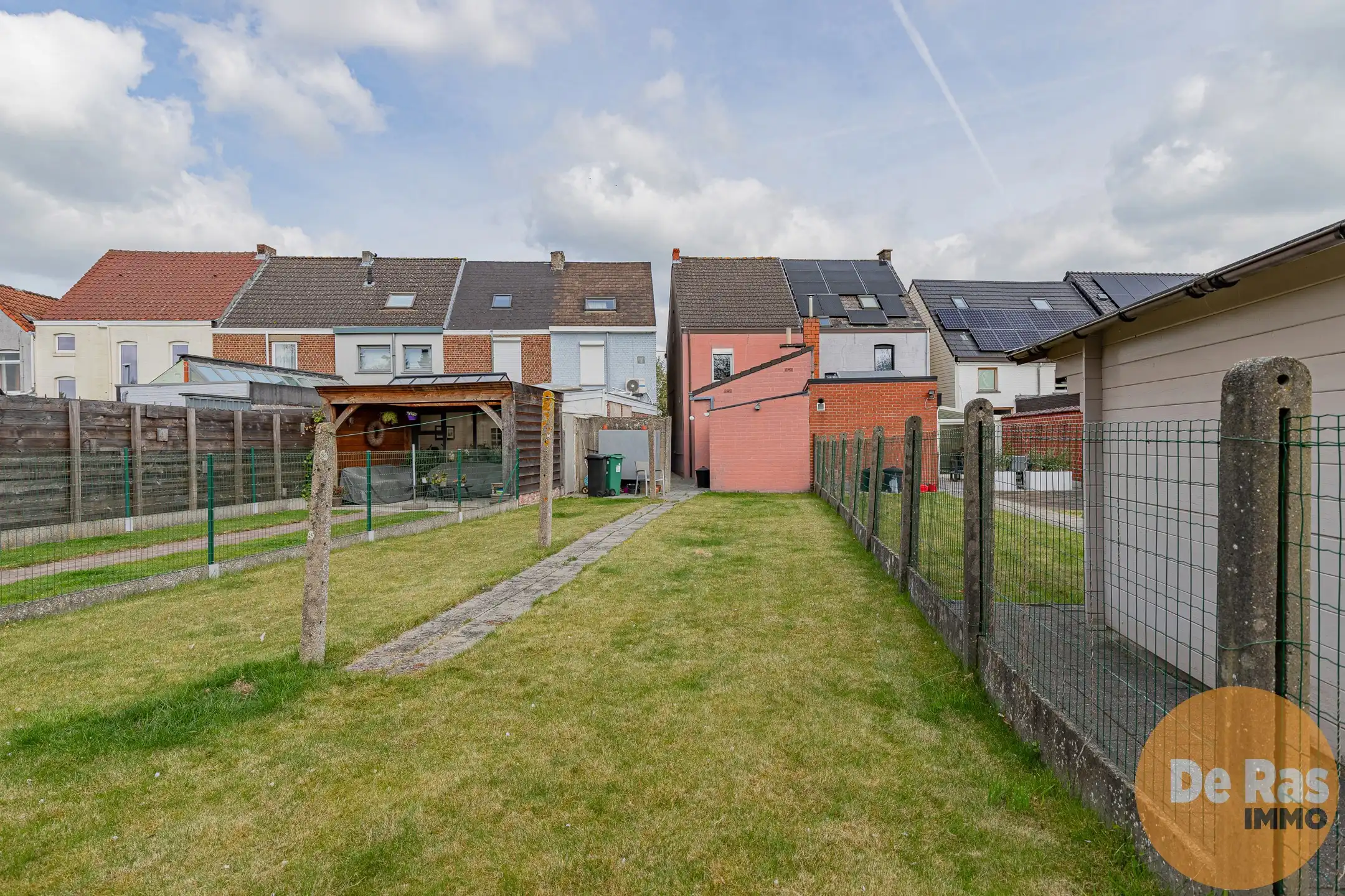 LEDE – Renovatiewoning met tuin in rustige, centrale buurt foto 16