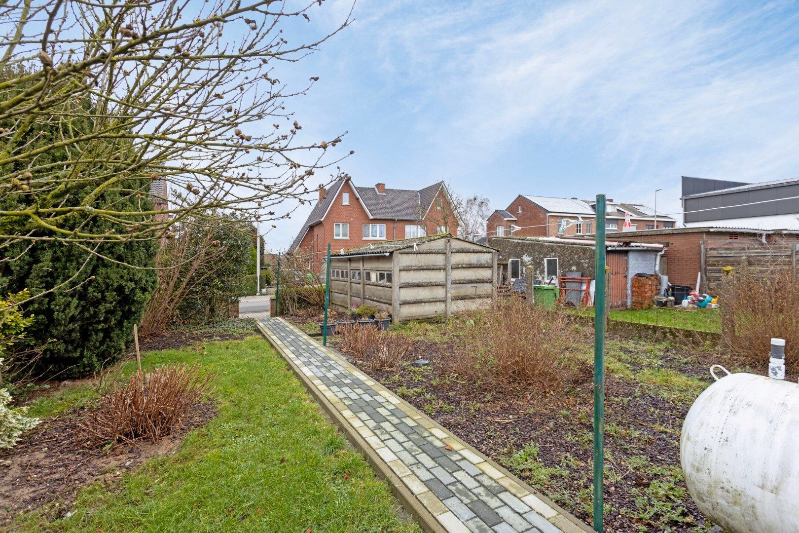 Recent vernieuwde woning met mooie tuin en garage, rand stadscentrum Tongeren foto 24