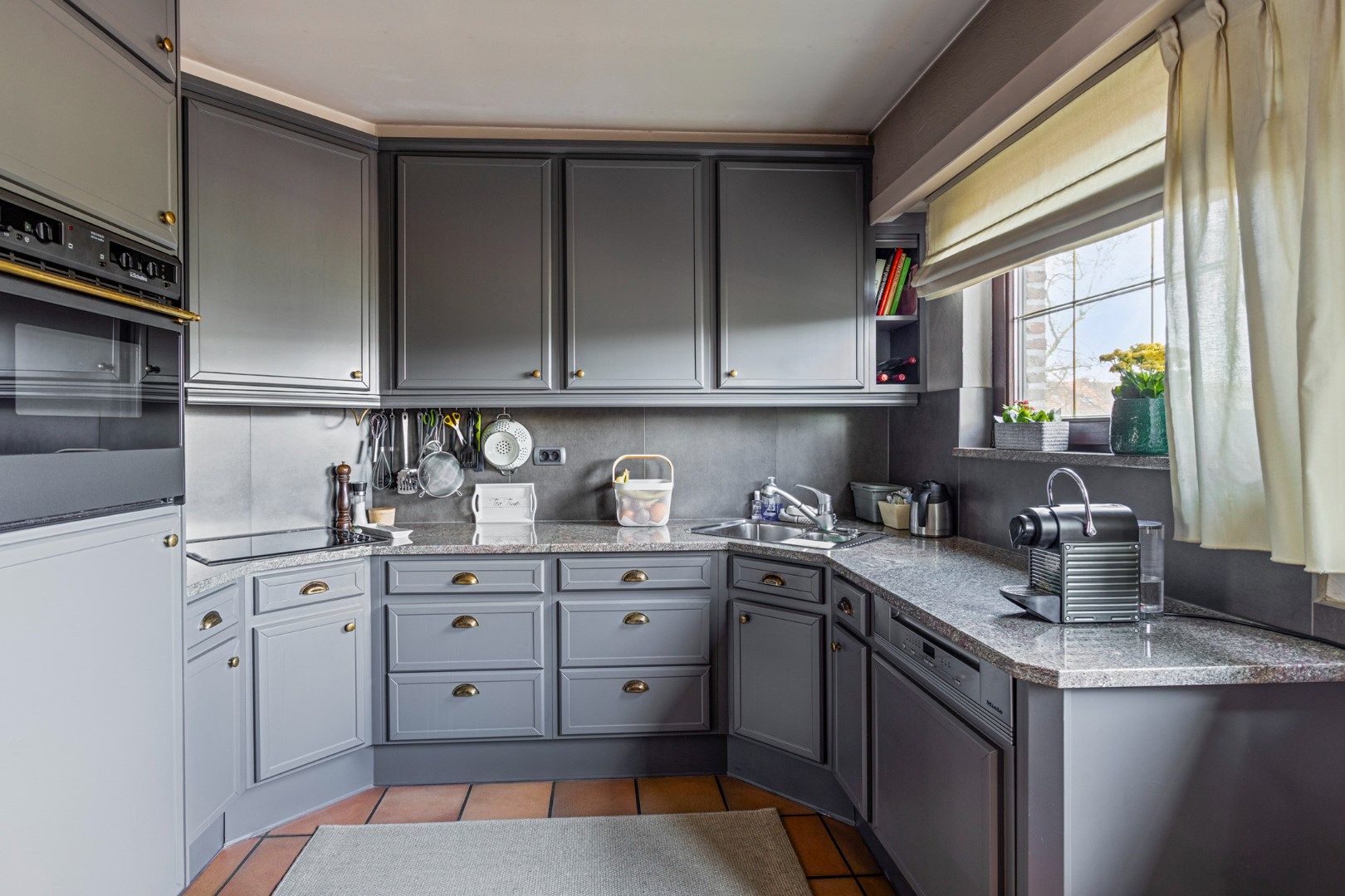 Polyvalente woning met garage foto 7